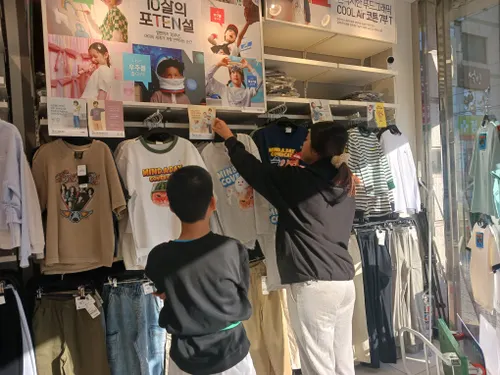 화순읍교회, 드림스타트 아동들에 240만 원 상당 봄 의류 후원